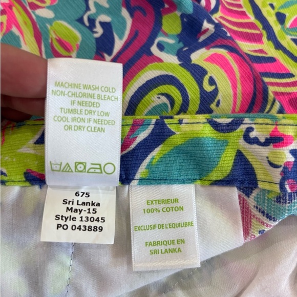 Lilly Pulitzer Size 0 Multicolored Floral Print Design Scalloped Hem Shorts - Picture 11 of 12